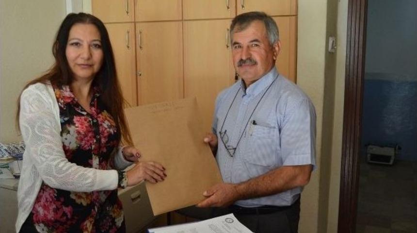 Se&ccedil;men Kağıtları Muhtarlara Geldi