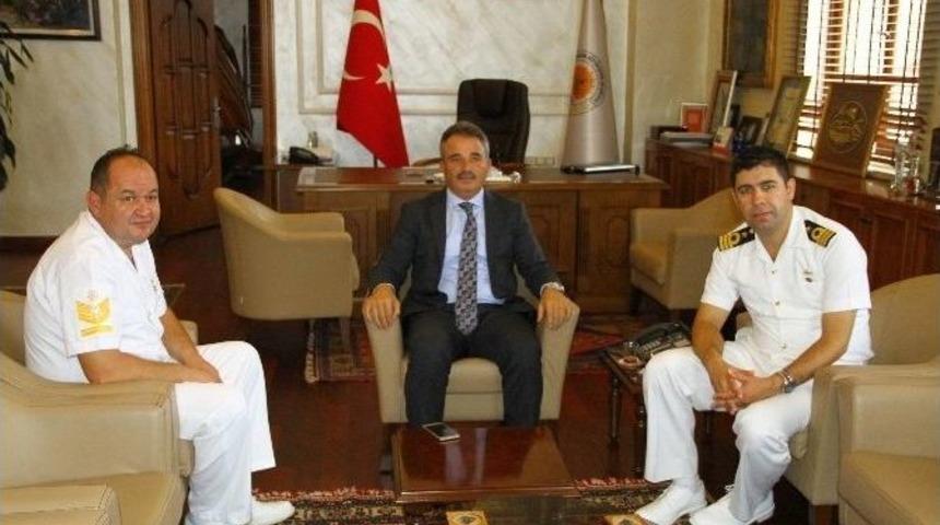 Gemi Komutanı B&uuml;y&uuml;kşehir Belediyesi&rsquo;ni Ziyaret Etti