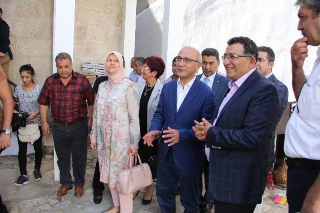 Elvan: &ldquo;gazetecilere Y&ouml;nelik Saldırıları Tasvip Etmek M&uuml;mk&uuml;n Değil&rdquo;