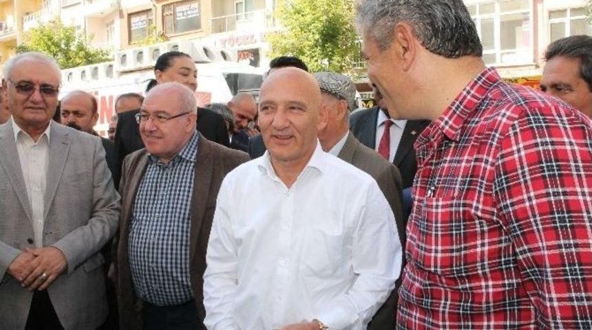 Kartal Belediye Başkanı Op. Dr. &Ouml;z, Niğde&rsquo;de Chp Milletvekili Adayına Destek Verdi