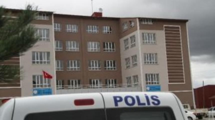 Ardahan&rsquo;da Paralel Yapı Operasyonu