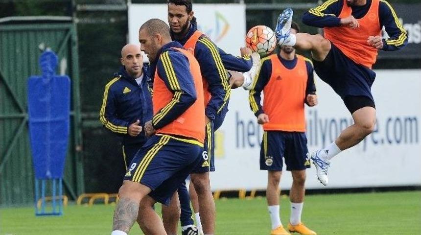Fenerbah&ccedil;e Eksik &Ccedil;alıştı