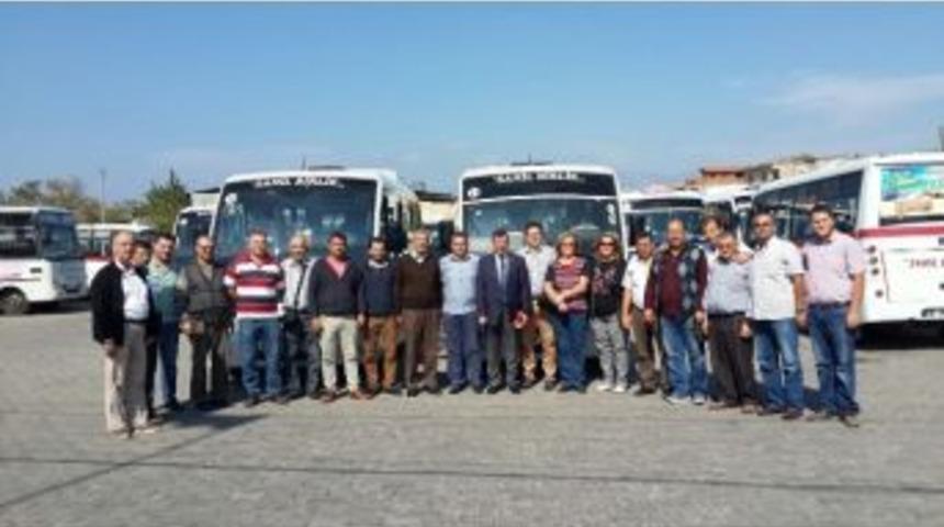 Burhaniye&rsquo;de Minib&uuml;s&ccedil;&uuml;lere Siyaset&ccedil;i Ziyareti