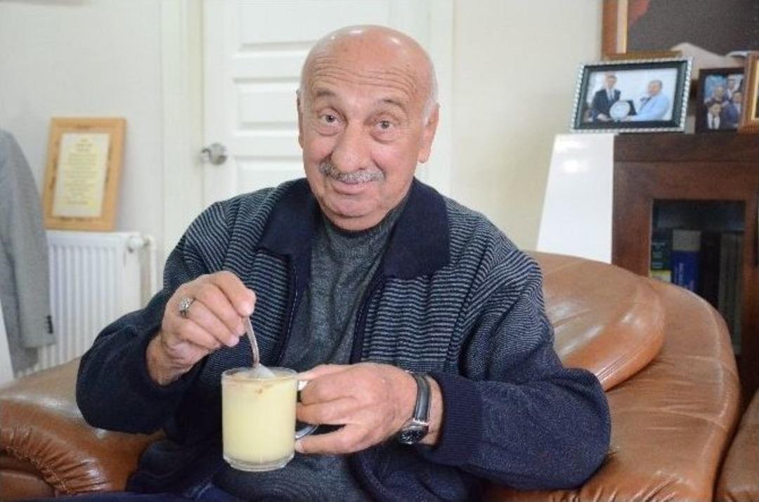 Meşhur Pazaryeri Bozası Ve Helvasını G&ouml;r&uuml;c&uuml;ye &Ccedil;ıktı