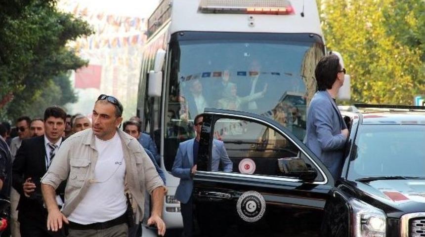 Başbakan Davutoğlu&rsquo;na Sevgi Seli