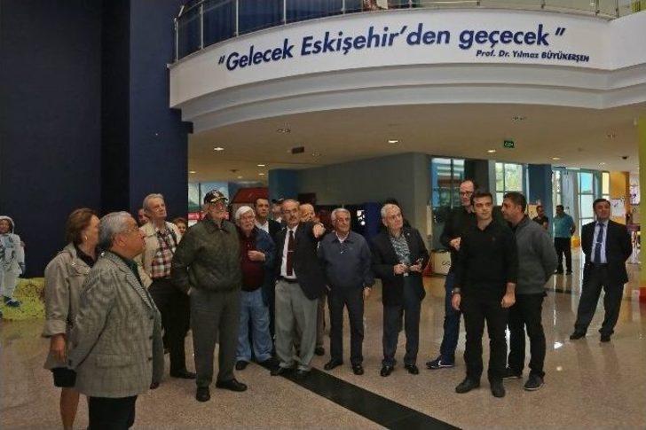 Emekli Amirallerden Başkan Büyükerşen’e Ziyaret G1