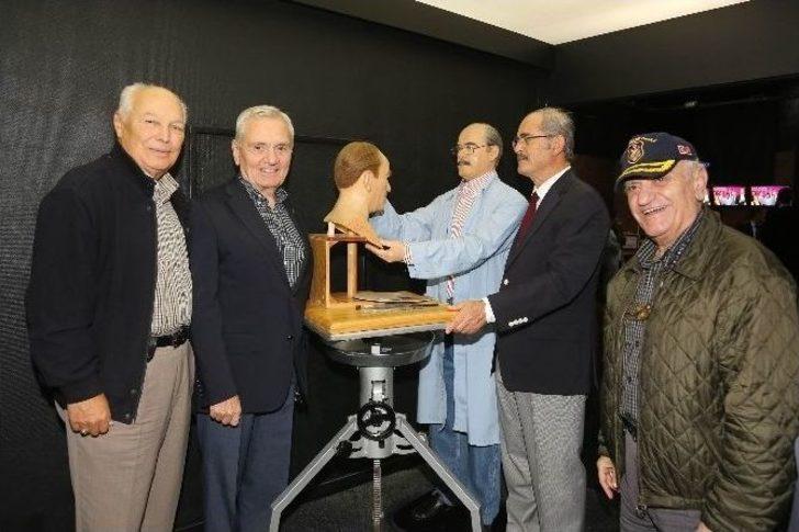 Emekli Amirallerden Başkan Büyükerşen’e Ziyaret G5