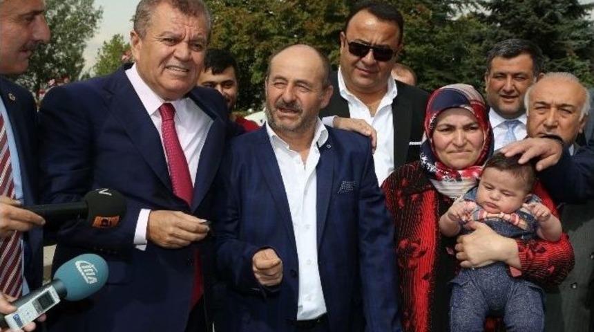 Ankara Alışveriş Festivali&rsquo;nin B&uuml;y&uuml;k Hediyesi İş&ccedil;i Emeklisine &Ccedil;ıktı