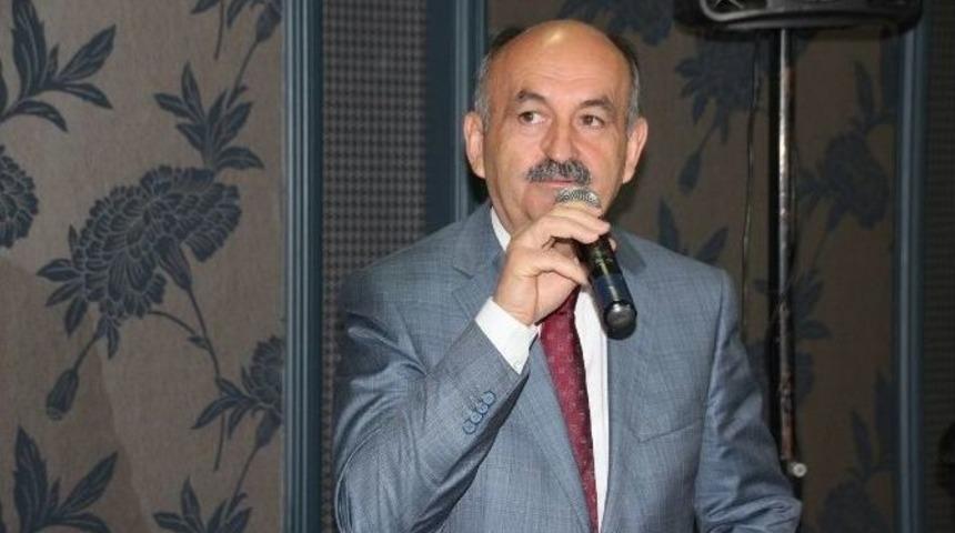 Bakan M&uuml;ezzinoğlu: "siyaset &Uuml;lkeyi Ve Milleti Daha İyi Noktalara Taşıyan Bir Ara&ccedil;tır"