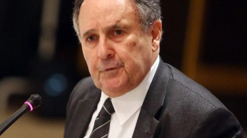 Aykırı Senat&ouml;r&uuml;n Gezi &Uuml;zerinden T&uuml;rkiye Brezilya Benzetmesi: