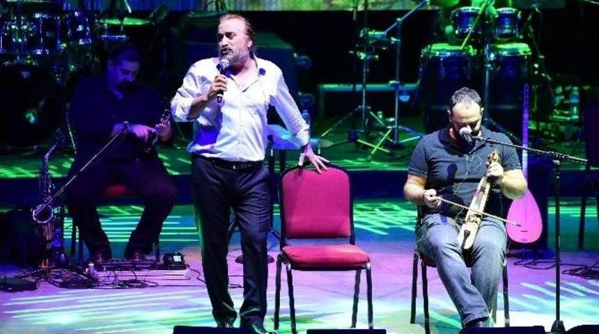 İzmir&rsquo;de Volkan Konak R&uuml;zgarı