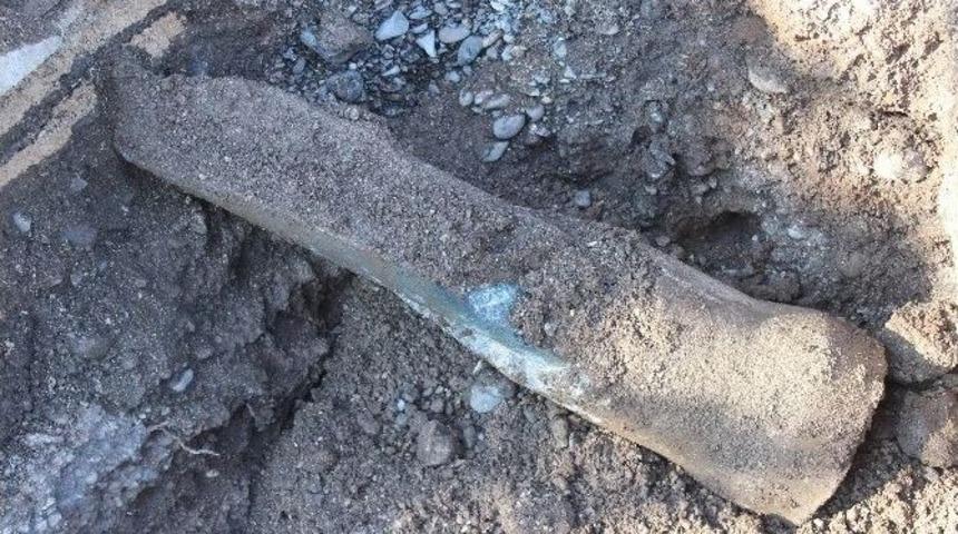 Kanalizasyon Borusuna Beton D&ouml;km&uuml;şler