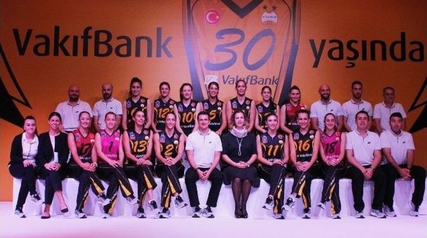 Vakıfbank Voleybol Takımı Yeni Sezonu A&ccedil;tı