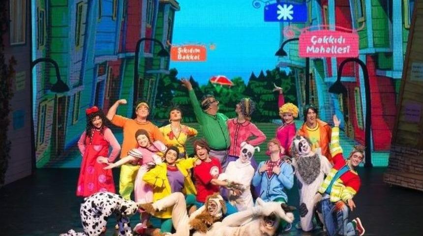 &ldquo;sezuş&rsquo;un Hikayeleri: Efe Ve Bulut, Osman Bey&rsquo;e Karşı&rdquo; M&uuml;zikli Tiyatro Sahneleniyor