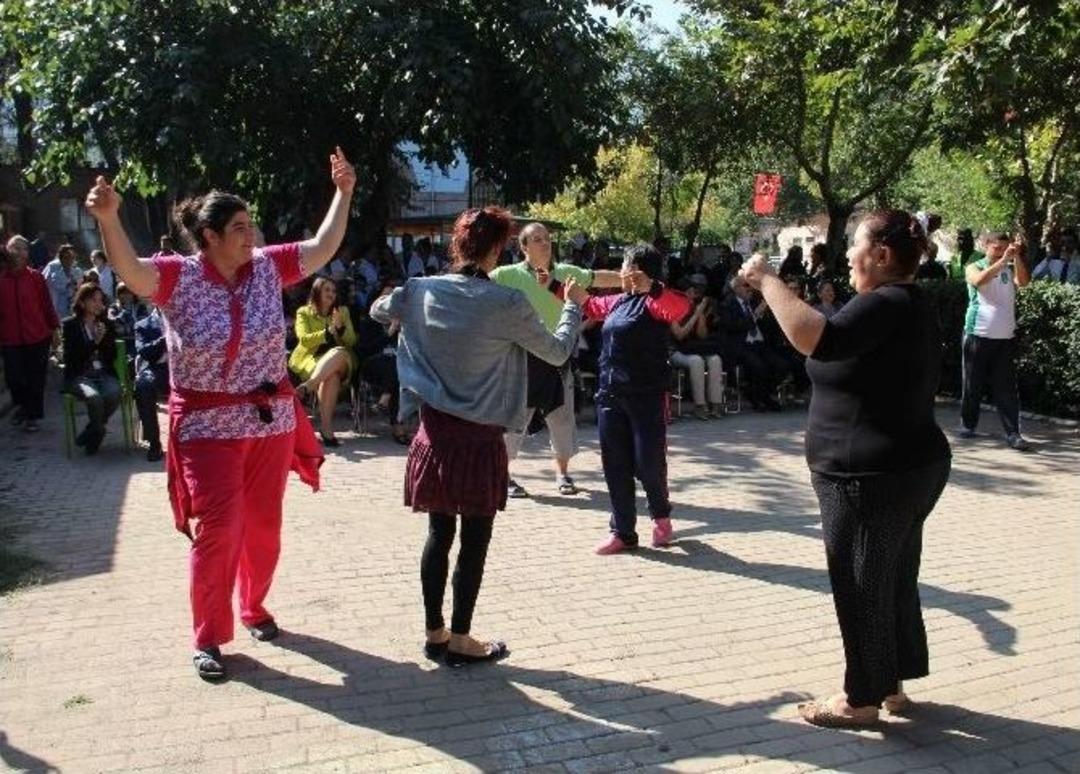 Manisa Ruh Sağlığı Ve Hastalıkları Hastanesi Başhekimi Dr. Ahmet Ayer: