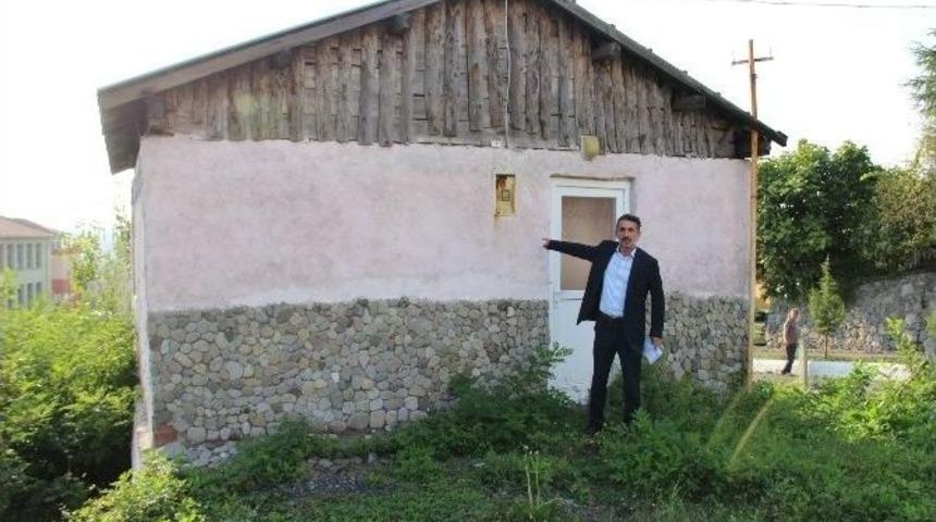 Kandilli Belediyesi&rsquo;nin Bina Yıkımına Tepki