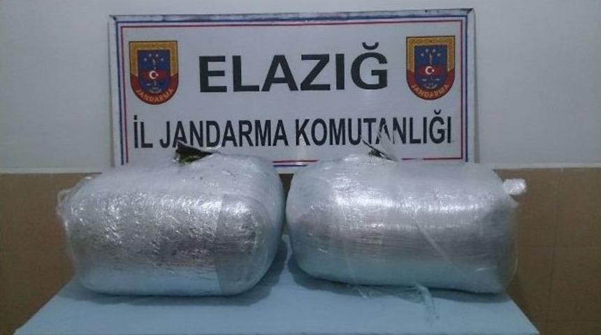 Elazığ&rsquo;da Jandarma Ekipleri 63 Kilogram Esrar Ele Ge&ccedil;irdi