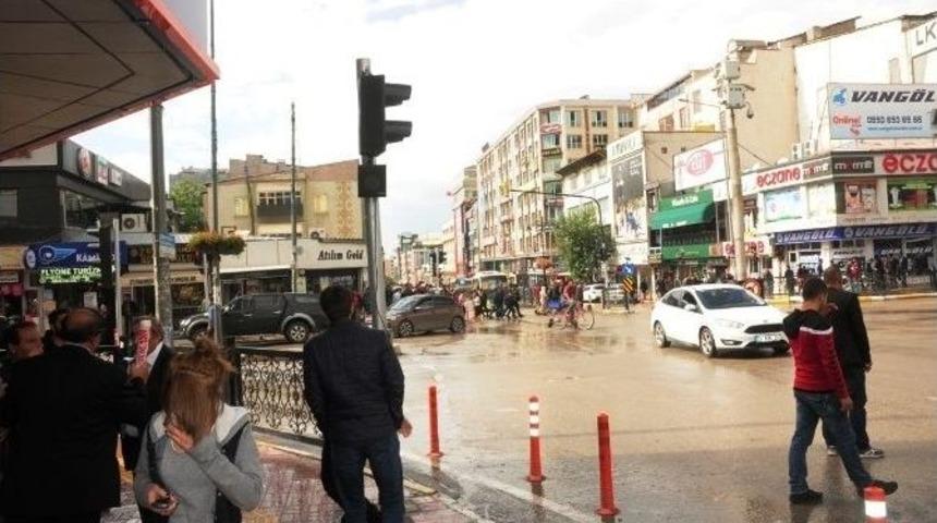 Van&rsquo;daki Kavşaklara Engelliler İ&ccedil;in Sesli Uyarı Sistemi Kuruldu