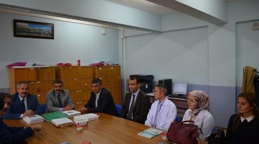 İn&ouml;n&uuml; Ortaokulu&rsquo;na Basketbol Sahası Yapıldı