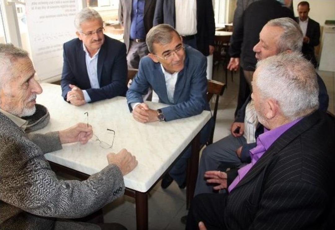 Ak Parti Grup Başkan Vekili Mehmet Doğan Kubat G&uuml;ng&ouml;ren&rsquo;de