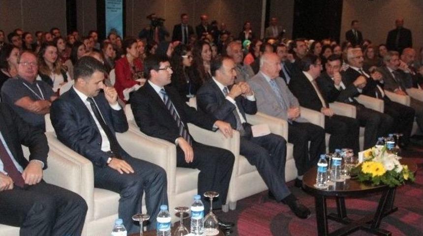 İngilizce &Ouml;ğretmenlerine İhtiya&ccedil; Analizi Ve &Ouml;ğretmen Eğitimi Projesi