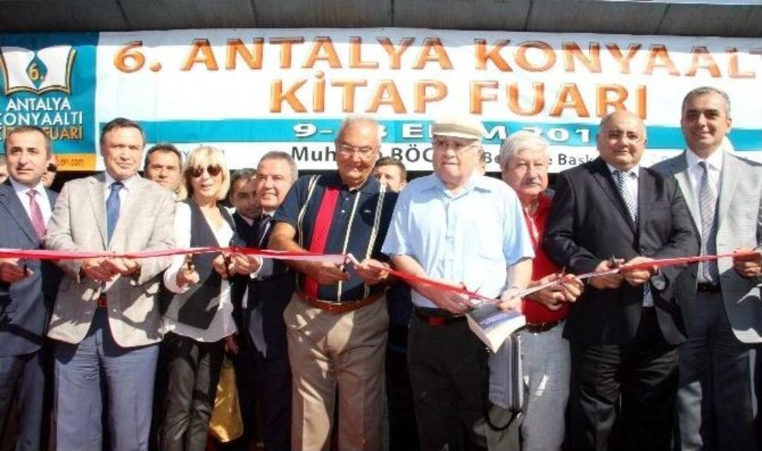 Konyaaltı Kitap Fuarı Kapılarını A&ccedil;tı