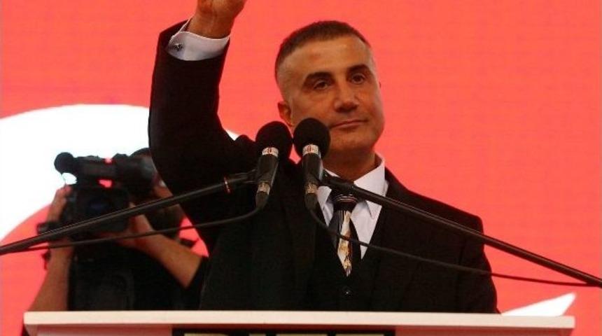 Sedat Peker Memleketi Rize&rsquo;de &ldquo;ter&ouml;re Lanet, Şehidine Sahip &Ccedil;ık&rdquo; Mitingine Katıldı
