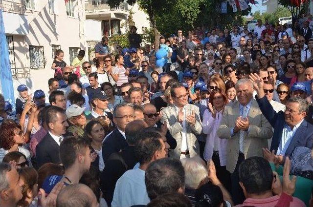 Aydın Büyükşehir Belediyesi Kuşadası’nda Kültür Merkezi Açtı