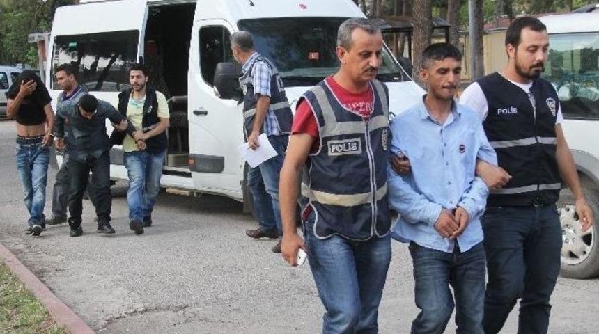 Pkk&rsquo;lıların Torbacıları Kamuflesi Polisi Engelleyemedi
