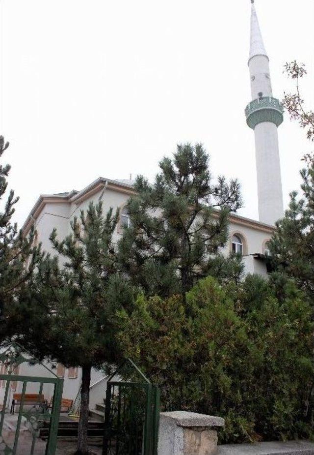 Eskişehir’de İki Caminin Kundaklandığı İddiası