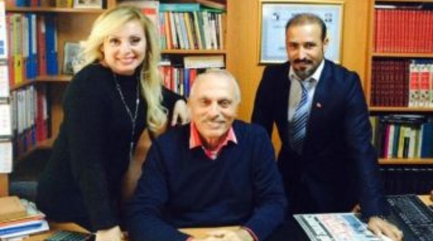 Y&ouml;netmen Murat Uygur&rsquo;dan Yapımcı Abdullah Akosman&rsquo;a Ziyaret