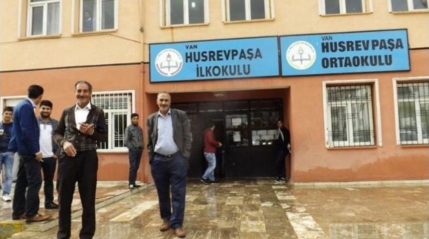 S&uuml;r&uuml;c&uuml; Adayları Ehliyet Sınavına Girdi