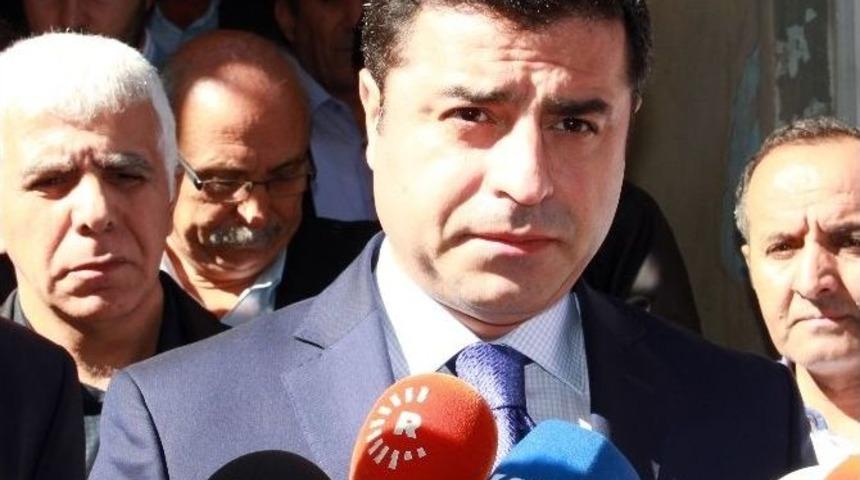 Hdp Eş Genel Başkanı Demirtaş: "canlı Mı Cansız Mı Bilmem Ama Al&ccedil;ak Bir Bombadır"