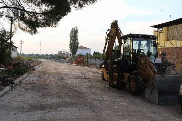 Urganlı’da Yollar Kilit Parkeyle Kaplanıyor