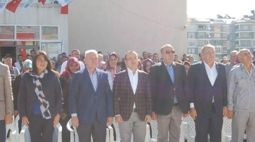 Lapseki&rsquo;de Halı Saha Tesisleri A&ccedil;ıldı