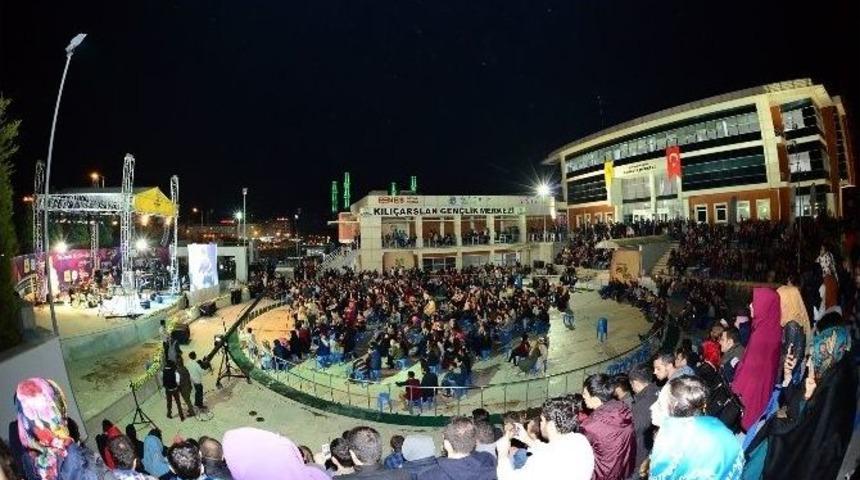 Binlerce Gen&ccedil; Konya Sofrasında Buluştu