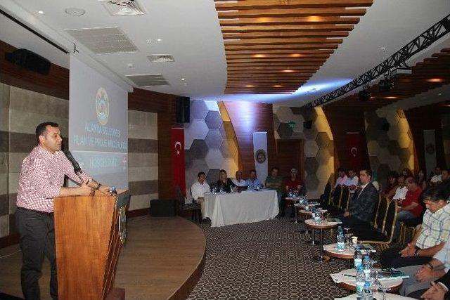 Alanya’da “yapılaşmaya Esas Plan Hükümleri” Semineri