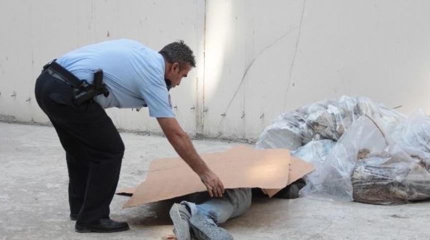 12&rsquo;nci Kattan Atlayarak İntihar Etti