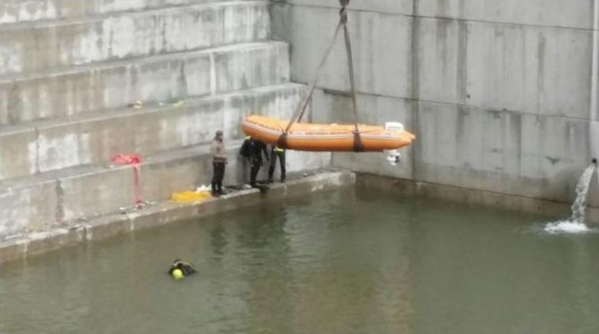 Barajda Kaybolan İş&ccedil;iyi Arama &Ccedil;alışmaları S&uuml;r&uuml;yor