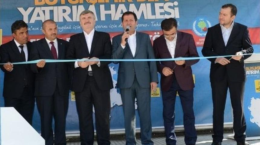 B&uuml;y&uuml;kşehir&rsquo;in İl&ccedil;e Yatırımları S&uuml;r&uuml;yor
