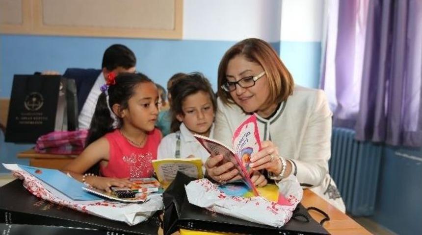 B&uuml;y&uuml;kşehir Belediyesi Başkanı Fatma Şahin&rsquo;den Eğitime Dev İstihdam