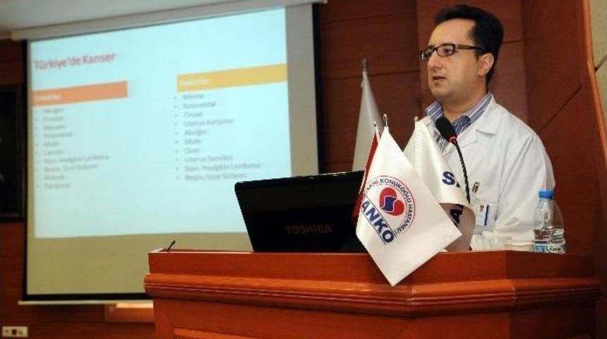 Yrd. Do&ccedil;. Dr. Erdal Uysal:&ldquo;d&uuml;nyada Meme Kanserinde Her Yıl