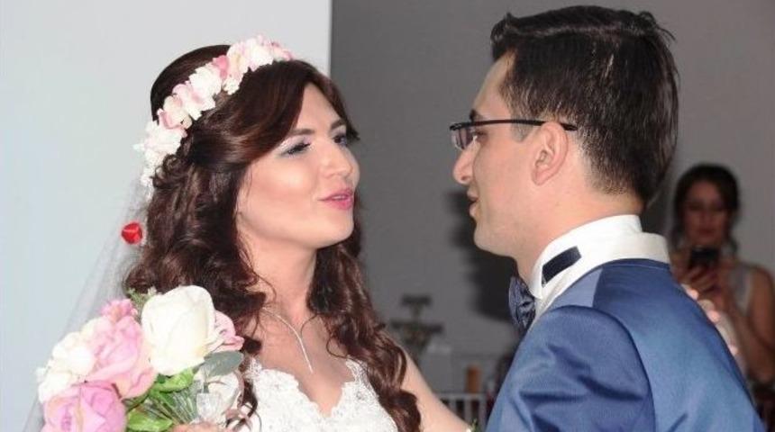 Gaziantep Valisi Yerlikaya&rsquo;nın, &Ouml;zel Kalem M&uuml;d&uuml;r&uuml; D&uuml;nyaevine Girdi