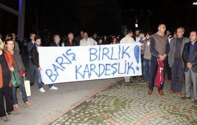 Ankara’daki Patlamadan Kocaeli’ye Dönenler Ağlayarak Kucaklaştı