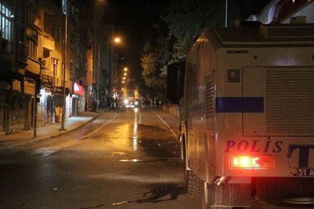 Hatay’da İzinsiz Gösteri Düzenleyen Gruba Polis Müdahale Etti