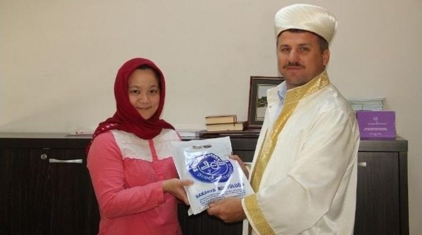 (&ouml;zel Haber) Tayvanlı Gen&ccedil; Kız M&uuml;sl&uuml;man Oldu