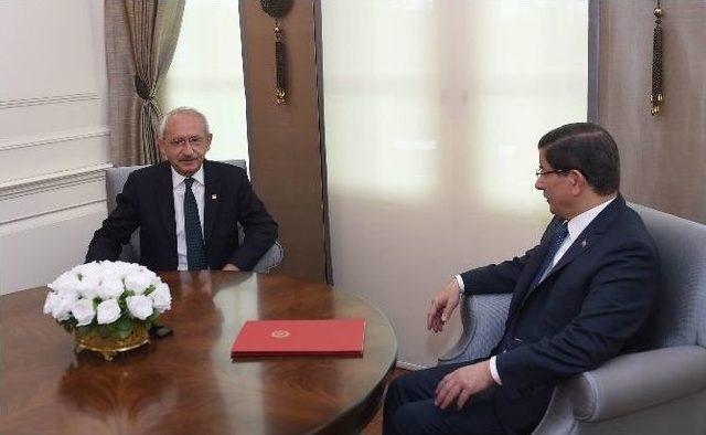 Başbakan Davutoğlu’nun, Chp Lideri Kılıçdaroğlu İle Görüşmesi Başladı