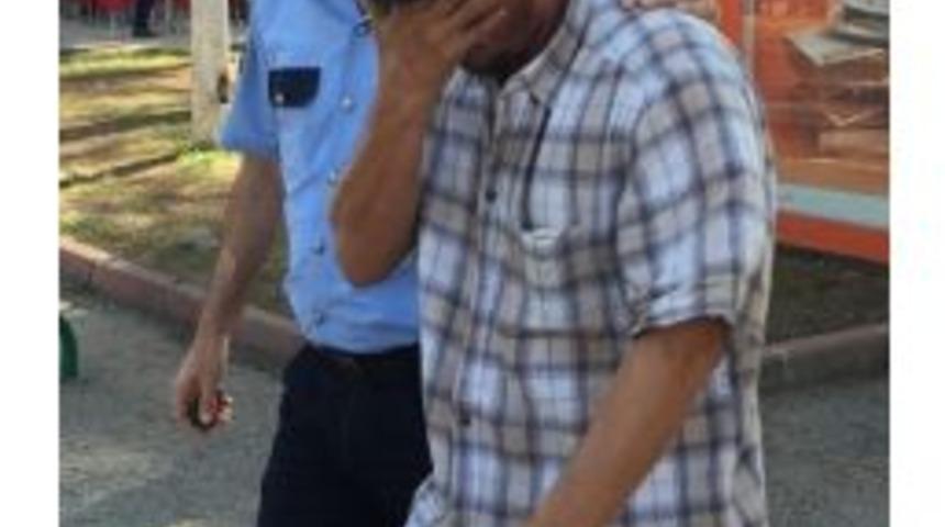 Aldatan Karısını K&ouml;pek Tasmasıyla D&ouml;ven Koca Tutuklandı