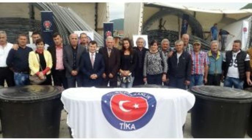 Tika&rsquo;dan Sırbistan&rsquo;da 30 Aileye Sera Ve Ekipman Desteği