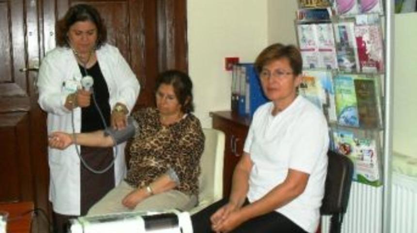 Emekliler Kontrolden Ge&ccedil;iriliyor